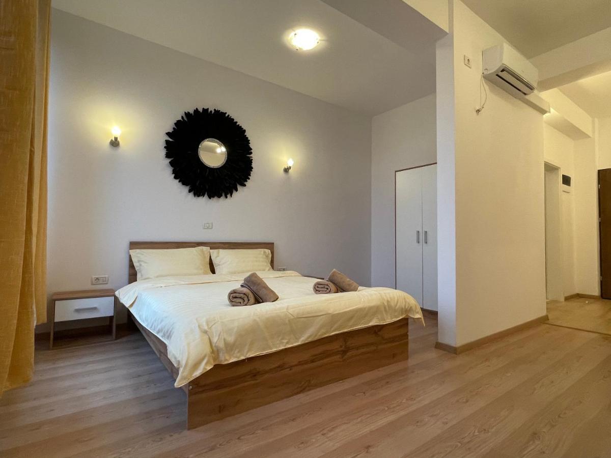 New Central Nr1 Self Checkin Oldcity Center Paid Parking With Lift Timisoara Exterior photo